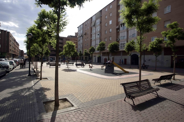 La plaza de San Juan Bautista la Salle es uno de los puntos donde se reforzará la vigilancia. Manu Reino