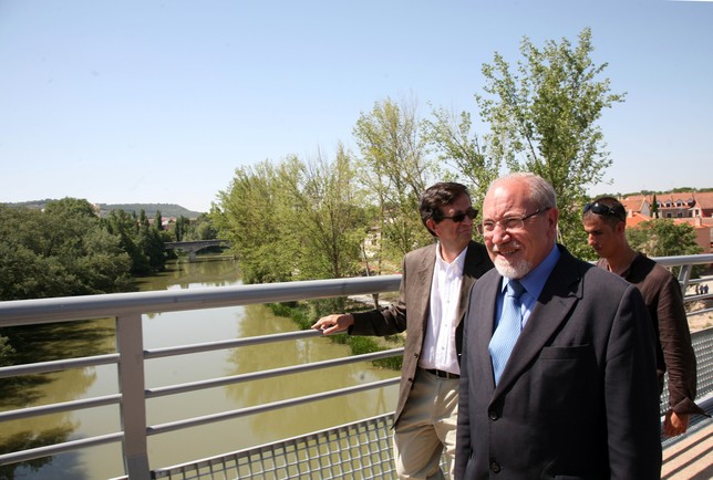 Valín inaugura la ‘Recuperación medioambiental e integración social del río Duero a su paso por Tudela de Duero.  M.C. (Ical)