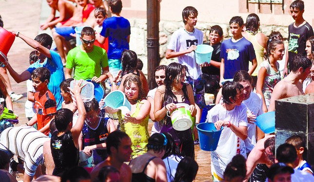 El crecimiento demográfico ha empujado a Arcos a estrenar guardería hace unos años, ahora polideportivo y próximamente centro de salud. DB/Miguel Ángel Valdivielso