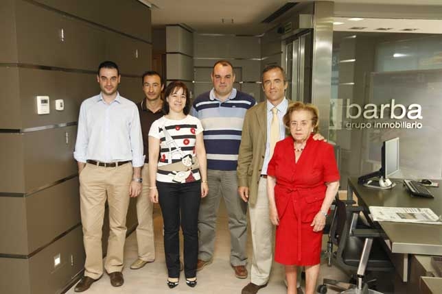 Jefes de departamentos y dos de los gerentes de Barba. Antonio Bartolomé
