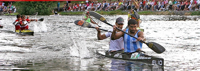 Los argentinos aventajaron en escasos segundos a los palentinos en la meta. Eva Garrido