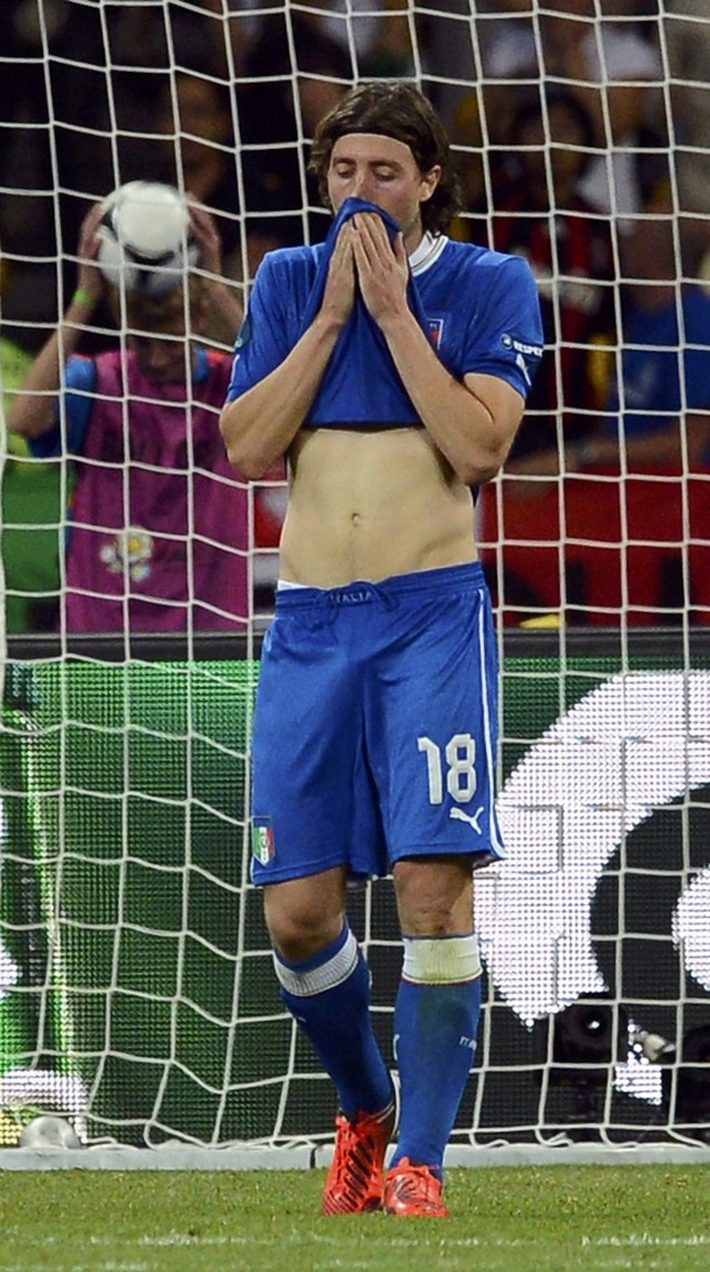  REUTERS