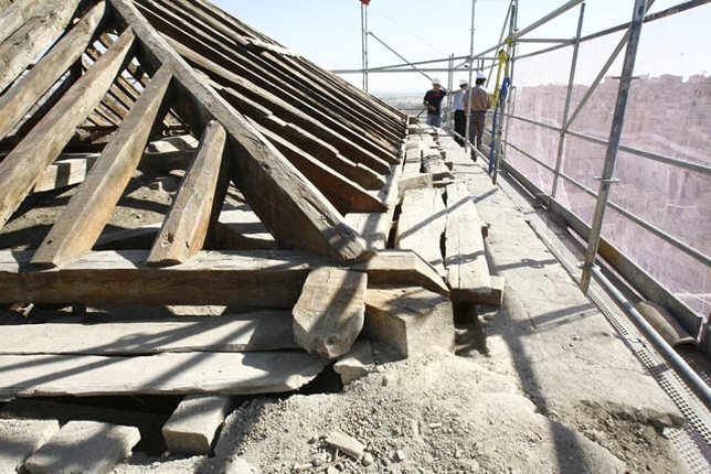 La restauración de las cubiertas de la iglesia del Convento es uno de los ejes de la actuación.  Yolanda Lancha