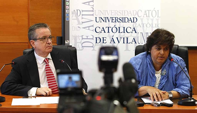 Rueda de prensa de la Ucav sobre medidas contra la crisis. David Castro