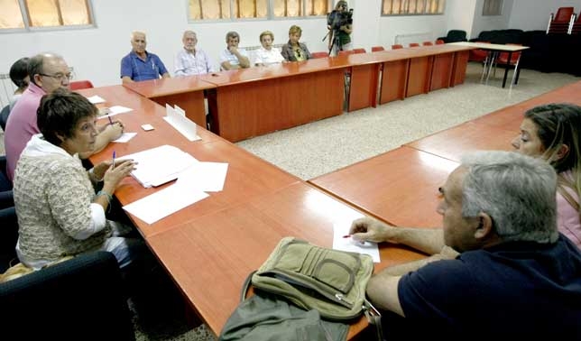 Reunión del PSOE con colectivos sanitarios. Antonio Bartolomé