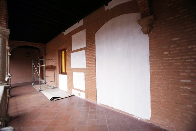 Zonas pintadas de blanco en el Palacio Fúcares de Almagro /Fotos Rueda Villaverde
