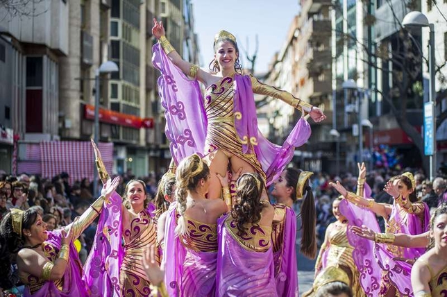 Resultado de imagen de imagenes del desfile de ciudad real 2018