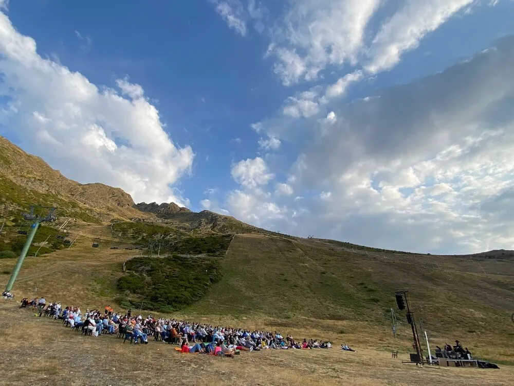 Tango al descender la luz