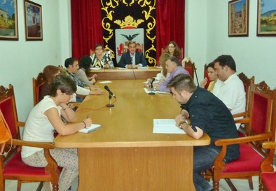 El Pleno de Tobarra aprueba la petición del crédito para el pago a los proveedores
