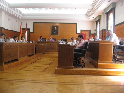 El PSOE de Villarrobledo vuelve a votar en contra del plan para pagar a proveedores