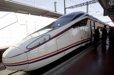 Renfe elimina la comisión del 2,75% en la compra de billetes por internet