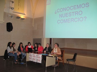 Los aguilarenses se muestran muy satisfechos con sus comerciantes
