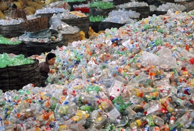 Los españoles reciclan siete de cada 10 envases domésticos