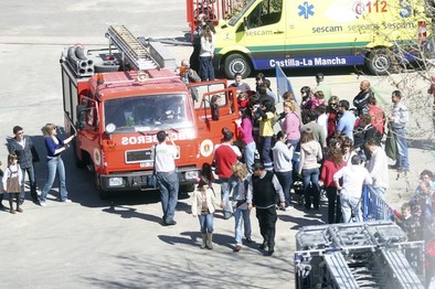 El Ayuntamiento estudiará integrar a los bomberos en el Consorcio