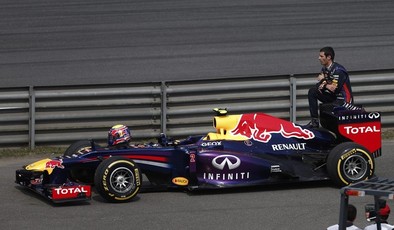 Webber saldrá último tras quedarse sin gasolina en la Q2