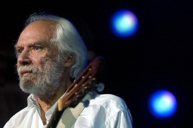 Adiós al intimismo de Georges Moustaki