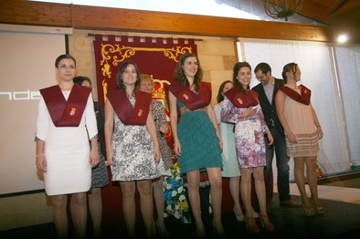 Un centenar de alumnos de Talavera celebran la graduación