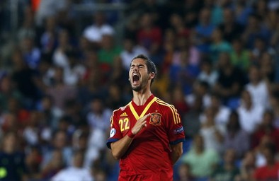 España intentará reeditar el título en un duelo de invictos