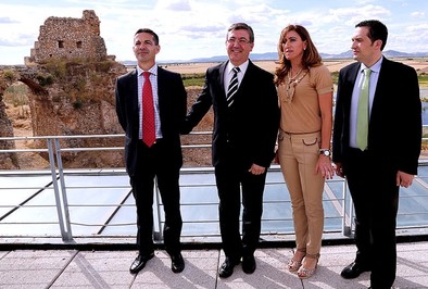 Ayuntamiento y Junta suscriben el acuerdo para gestionar el yacimiento de Carrión