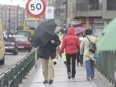 Jornada lluviosa en Valladolid con puntuales tormentas y granizo