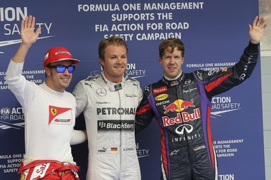 Rosberg da la sorpresa y se cuela en el duelo de Vettel y Alonso