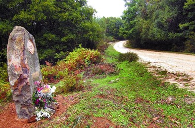 Medio Ambiente retira el monolito que recordaba a Txetxu Ezquerra