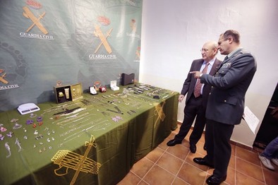 Cae una banda rumana que robaba joyas en viviendas habitadas