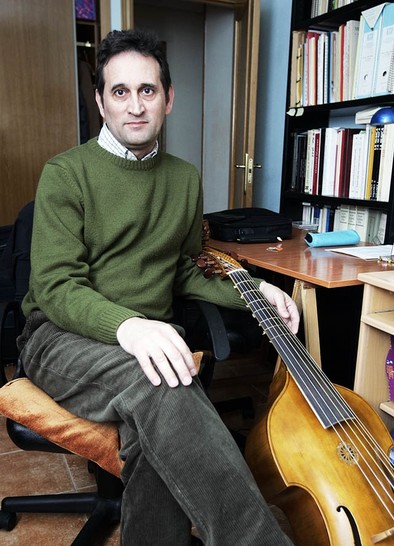 Carlos Martínez Gil: «Estudiar nuestro pasado musical es arremeter contra molinos»