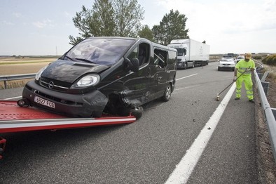Arrestado el conductor de una furgoneta que dio positivo tras un accidente de tráfico en Buniel