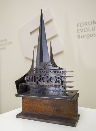 Una escultura de Cristino para conmemorar los 50 años de industria en Burgos