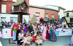 OSORNO: La imagen recoge un momento de la presentación de la reina y las damas en las fiestas de Osorno, aunque el decorado parece más propio de las luchas entre la aldea gala de Asterix y los romanos.