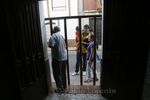 Cientos de personas disfrutaron ayer del primer encierro tras su reciente declaración de Interés Turístico Regional./