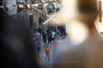 Cientos de personas disfrutaron ayer del primer encierro tras su reciente declaración de Interés Turístico Regional./