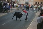 Cientos de personas disfrutaron ayer del primer encierro tras su reciente declaración de Interés Turístico Regional./