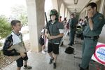 Jornada de puertas abiertas en la base de helicópteros de Almagro