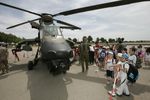 Jornada de puertas abiertas en la base de helicópteros de Almagro