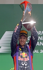 Pirelli muestra su enfado tras las críticas de Vettel