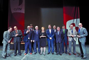 La entrega de los galardones que llevan el nombre de la cadena tuvo lugar en el Teatro Principal.