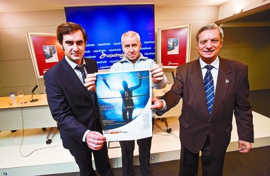 De izquierda a derecha, Javier Araco (Cajacírculo), Paco Esteban (ABAVE) y Bienvenido Nieto (Ayuntamiento).