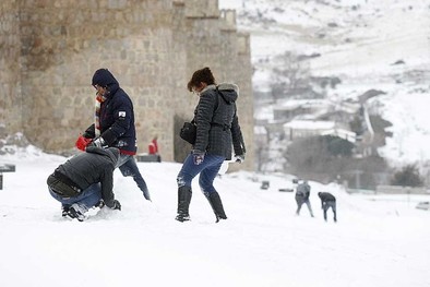 Nieve en la capital abulense David Castro