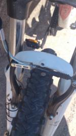 Para esto sirve habilitar accesos y aparcamientos para coches en la portiña, para que anormales aburridos se dediquen a joder a quienes siempre han disfrutado de la portiña. Hoy en una mañana hemos caido 5.