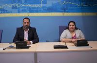 Anastasio Arevalillo, alcalde de Torrijos, junto a la concejala de Festejos, Ester Martínez