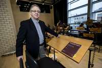 Víctor Pablo Pérez, director de orquesta. 