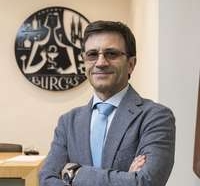 Miguel López de Abechuco, presidente del Colegio de Farmacéuticos de Burgos.