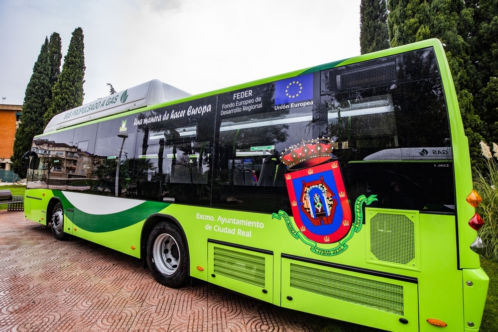 Tres nuevos autobuses circulan por Ciudad Real | Noticias ...