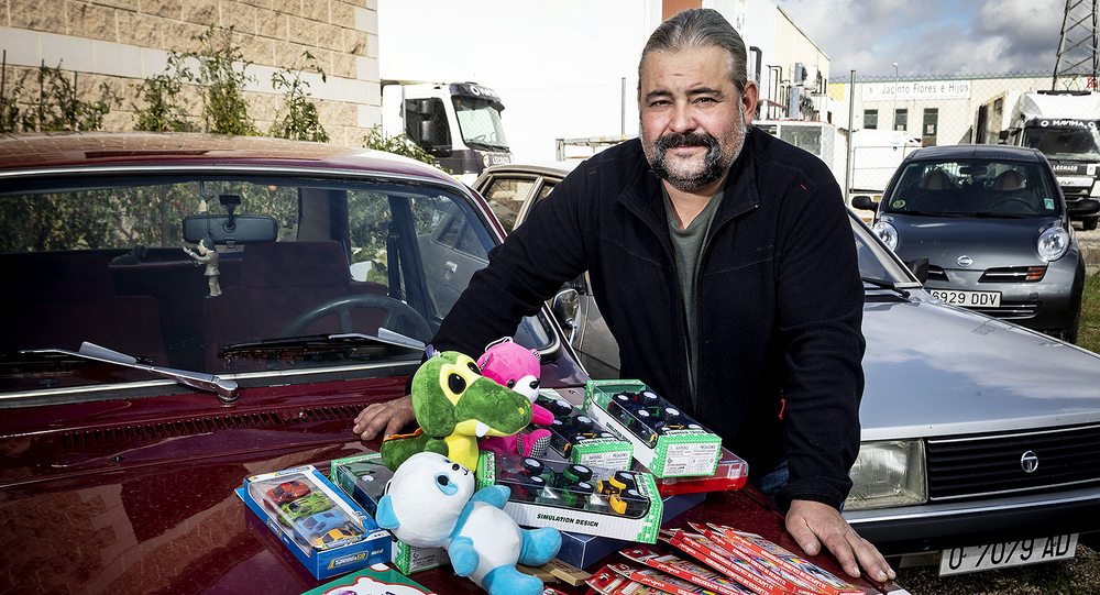 Un tráiler de juguetes solidarios para La Palma desde Aranda - Vimarsana News
