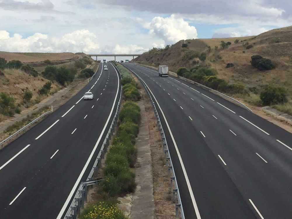 Transportes invertirá más de 44 millones para rehabilitar el firme de 150 kilómetros de autovías - Vimarsana News