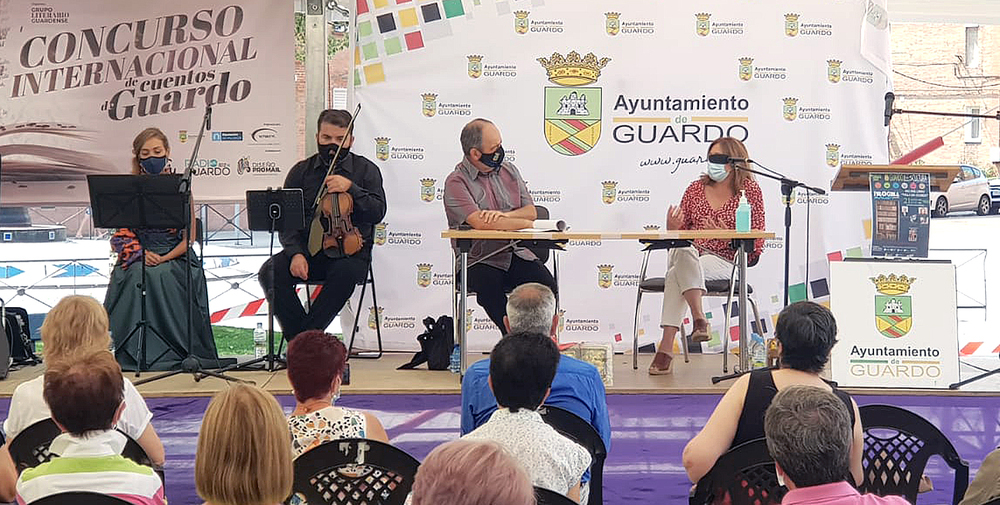 Guardo homenajea el medio siglo de su Grupo Literario | Todas las noticias de Palencia - Vimarsana News