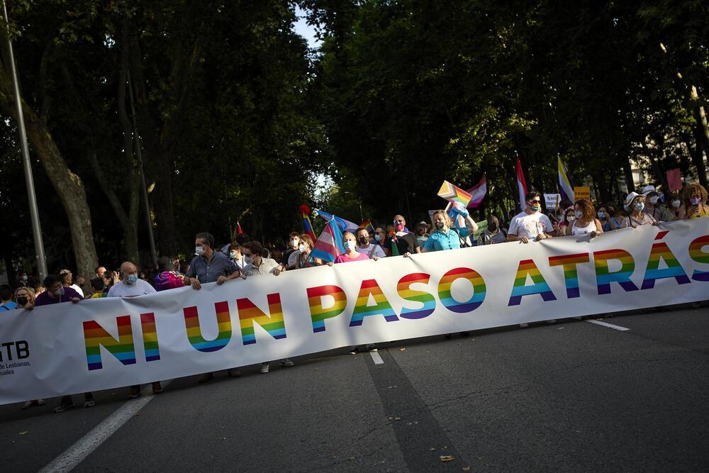 La marcha del Orgullo LGTBI recupera las calles de Madrid | Todas las noticias de Palencia - Vimarsana News
