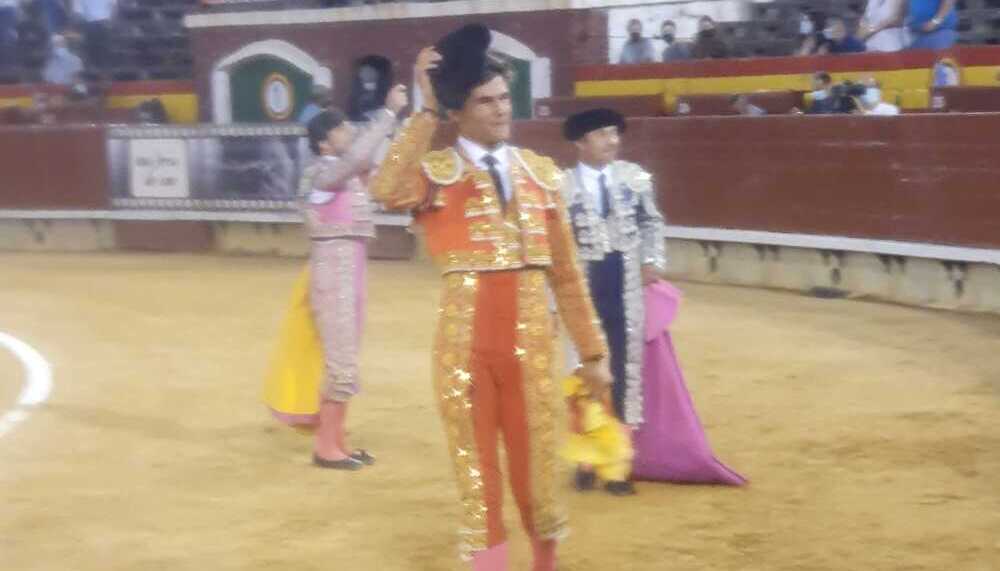 El albacetense Manuel Caballero corta la única oreja en Castellón - Vimarsana News